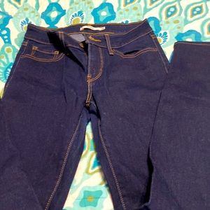 711 skinny levis